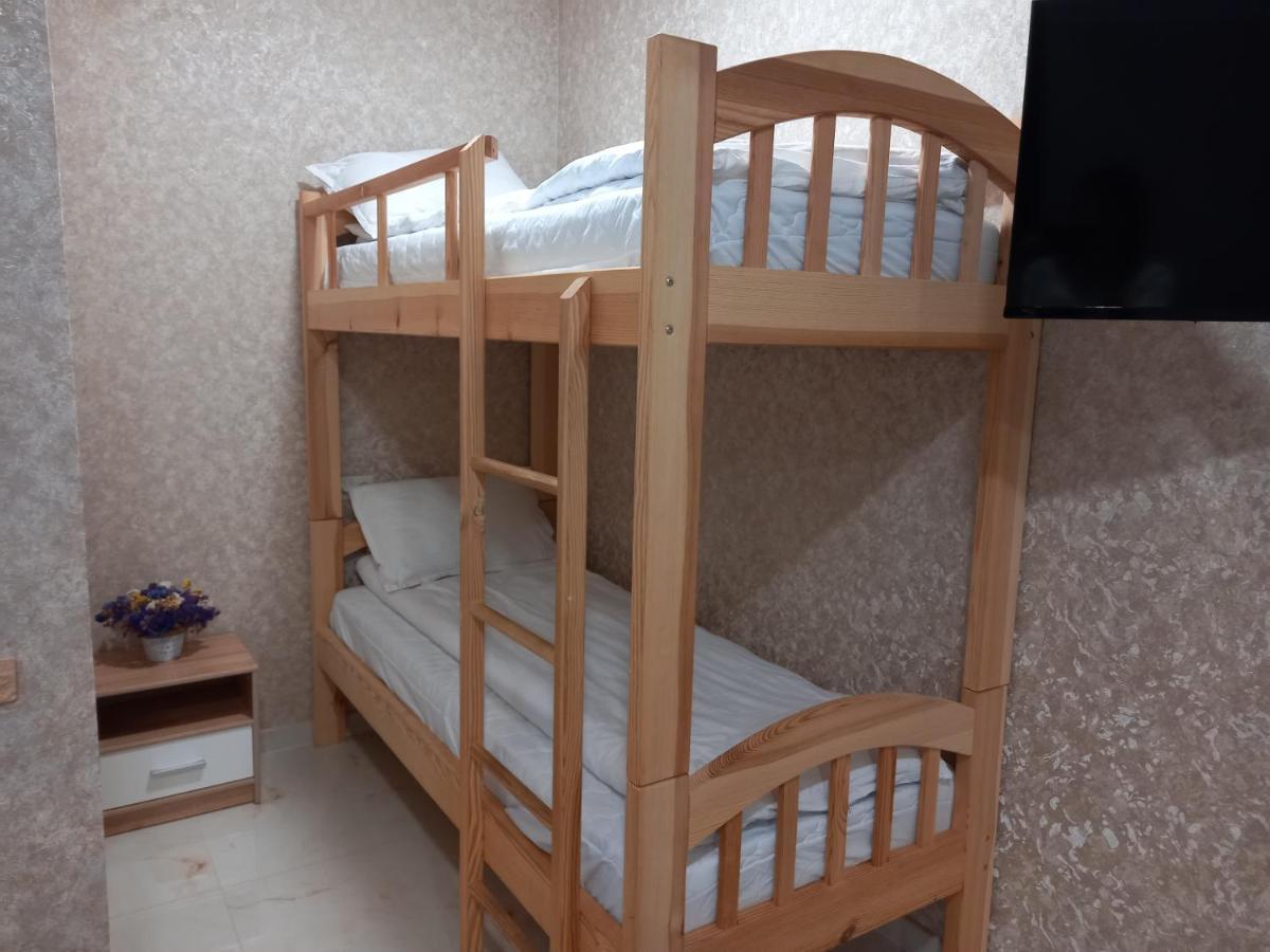 Готель River House Oeman Buitenkant foto